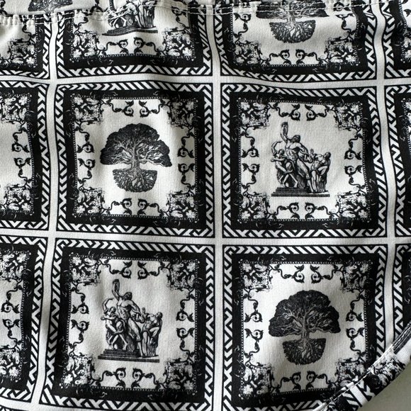 Mens ASOS Tile Print Swim Briefs size Large - Picture 2 of 3